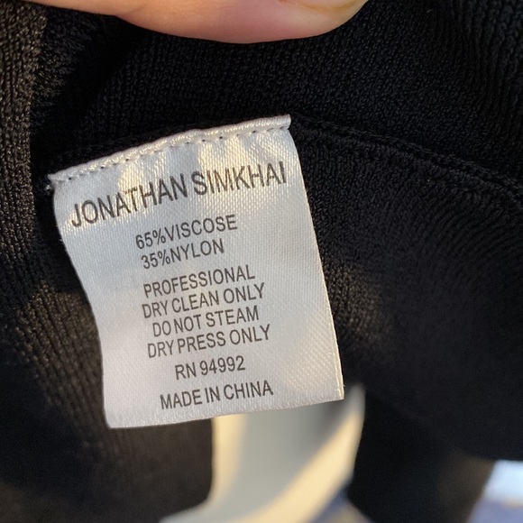 Ruffle cutout knit sweater - Picture 5 of 7